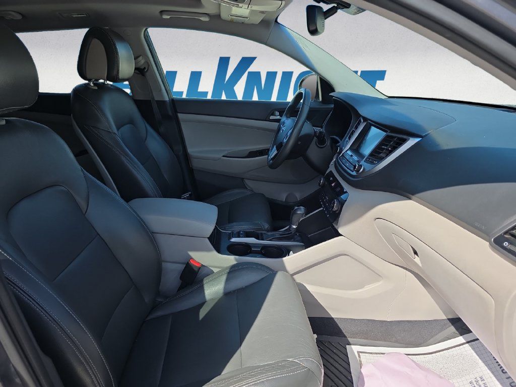 Used 2018 Hyundai Tucson Value FWD image 15