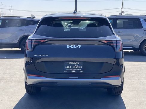 New 2026 Kia Sportage EX w/ EX Panorama Roof Package FWD image 5