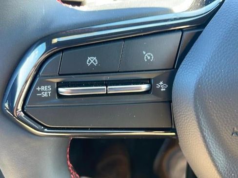 New 2025 Chevrolet Blazer EV RS image 13