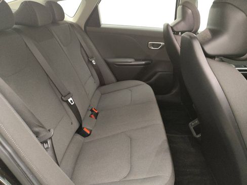 Used 2025 Kia K4 FWD image 19