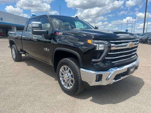 New 2026 Chevrolet Silverado 3500 LTZ w/ LTZ Premium Texas Edition AWD/4WD image 8