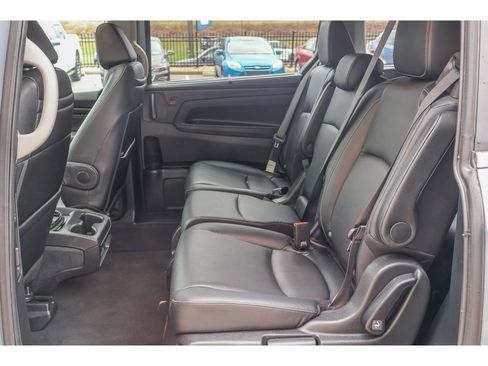 Used 2023 Honda Odyssey Touring image 15