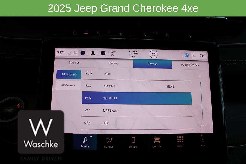 New 2025 Jeep Grand Cherokee Limited 4xe w/ Trailer Tow Package AWD/4WD image 41