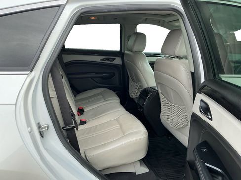 Used 2016 Cadillac SRX Luxury image 23