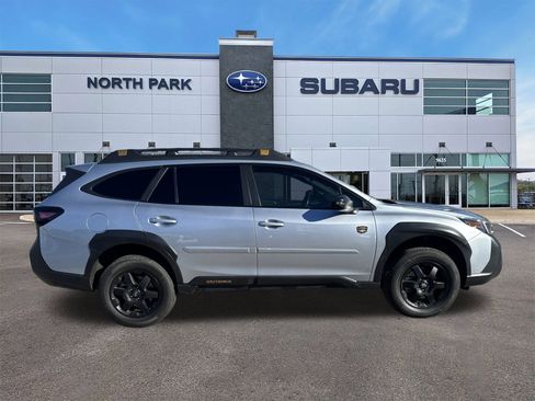 Used 2023 Subaru Outback Wilderness image 2