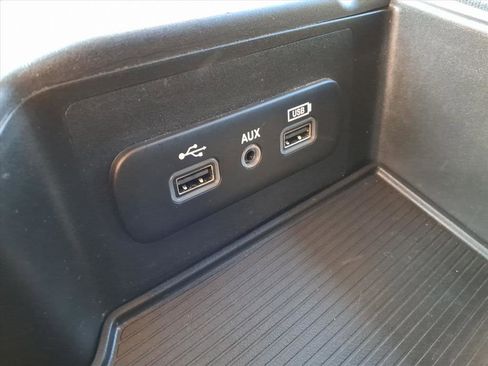 Used 2019 RAM 1500 Classic Warlock image 15