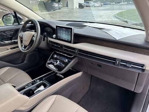 Certified 2022 Lincoln Corsair Reserve w/ Elements Package image 22