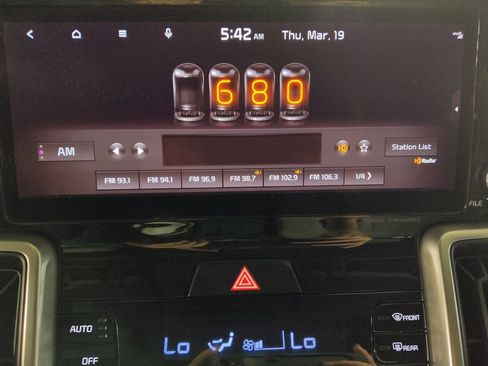 Used 2022 Kia Sorento S w/ Panoramic Sunroof Package image 25