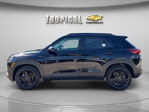 New 2026 Chevrolet TrailBlazer LT FWD image 2