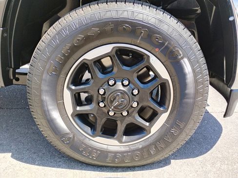 New 2025 RAM 2500 Laramie image 21