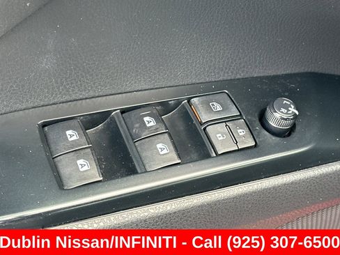 Used 2020 Toyota Camry LE w/ Sunroof Package FWD image 13