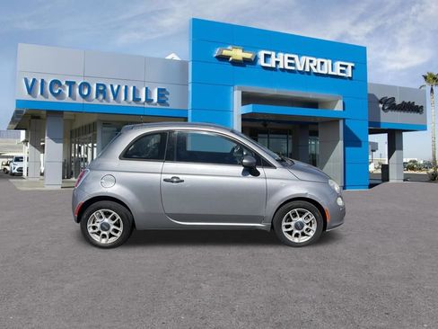 Used 2015 FIAT 500 Pop FWD image 4
