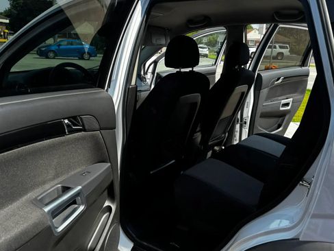 Used 2015 Chevrolet Captiva Sport LS FWD image 21