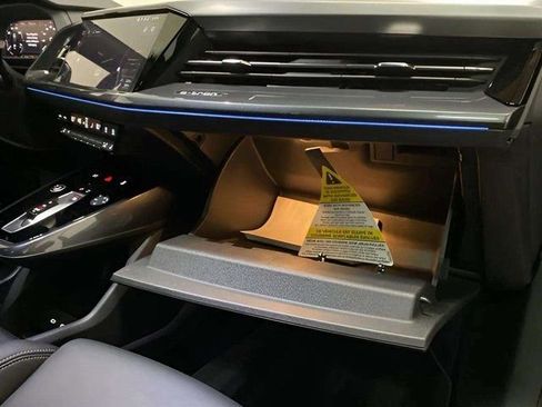 Used 2024 Audi Q4 e-tron Premium Plus w/ Premium Plus image 87