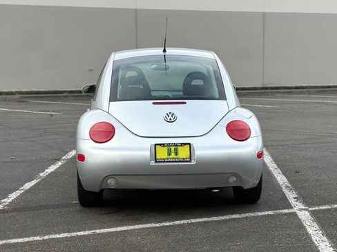 Used 2001 Volkswagen Beetle GLS image 4