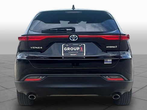Used 2021 Toyota Venza LE AWD/4WD image 5