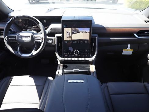 New 2026 GMC Yukon Denali w/ Denali Reserve Package AWD/4WD image 21