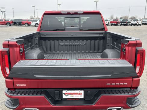 Used 2024 GMC Sierra 1500 Denali w/ Technology Package image 7