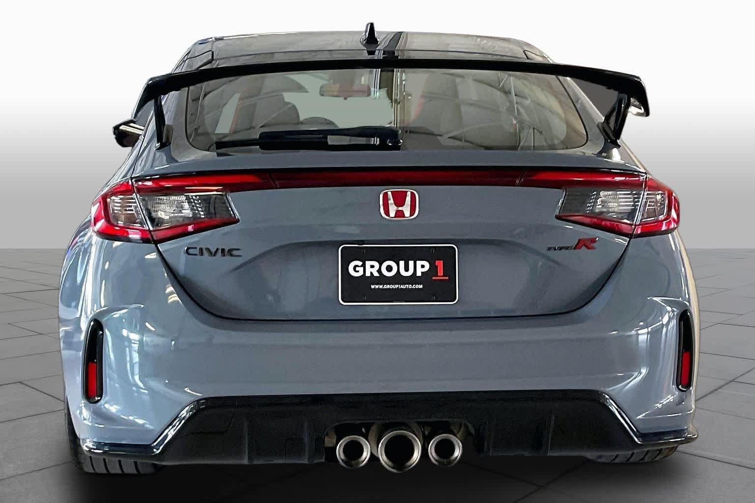 Used 2024 Honda Civic Type R image 4
