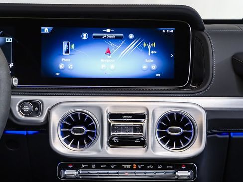 Certified 2025 Mercedes-Benz G 63 AMG 4MATIC image 16