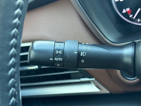 Used 2021 Subaru Outback Touring XT image 34