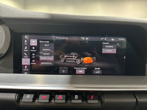 Used 2020 Porsche 911 Carrera S w/ Sport Package RWD image 72