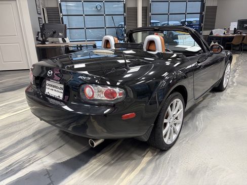 Used 2007 MAZDA MX-5 Miata Grand Touring image 27