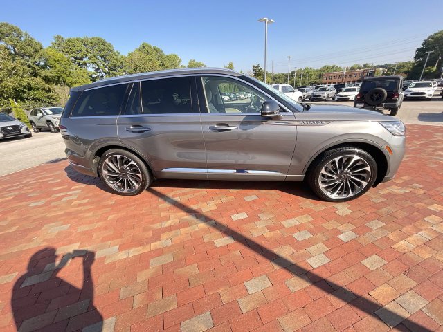 Used 2025 Lincoln Aviator Reserve w/ Illumination Package RWD image 37