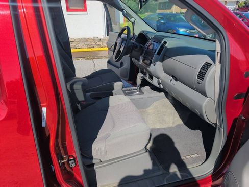 Used 2014 Nissan Frontier SV AWD/4WD image 17