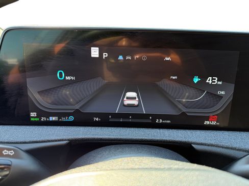 Used 2024 Kia EV6 Wind w/ Wind Technology Package AWD/4WD image 11