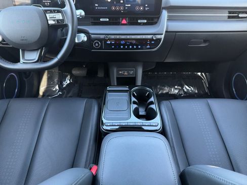 Used 2025 Hyundai Ioniq 5 Limited AWD/4WD image 12