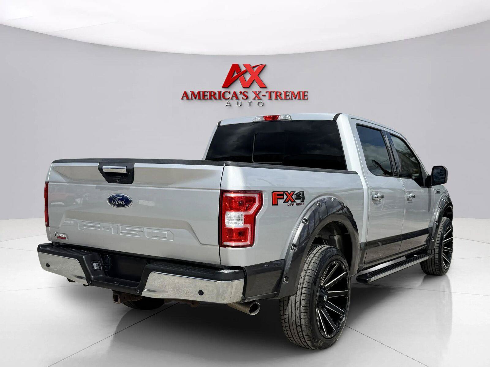 Used 2018 Ford F150 XLT w/ Equipment Group 302A Luxury AWD/4WD image 5