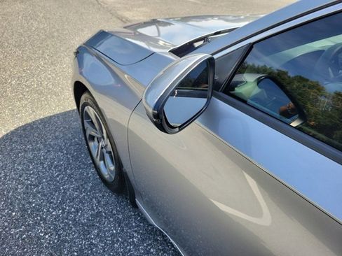 Used 2018 Honda Accord EX-L image 18