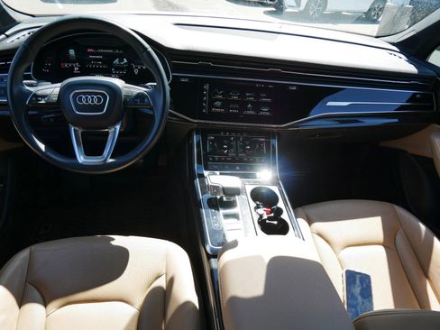 Used 2021 Audi Q7 3.0T Premium Plus w/ Executive Package AWD/4WD image 12