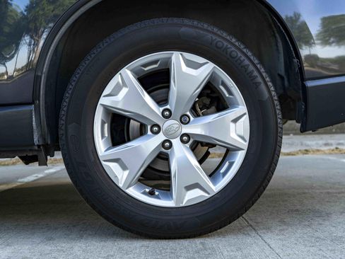 Used 2016 Subaru Forester 2.5i Premium image 15