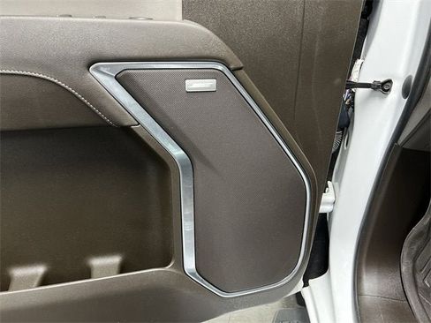 Certified 2022 GMC Sierra 1500 SLT w/ SLT Convenience Package image 24