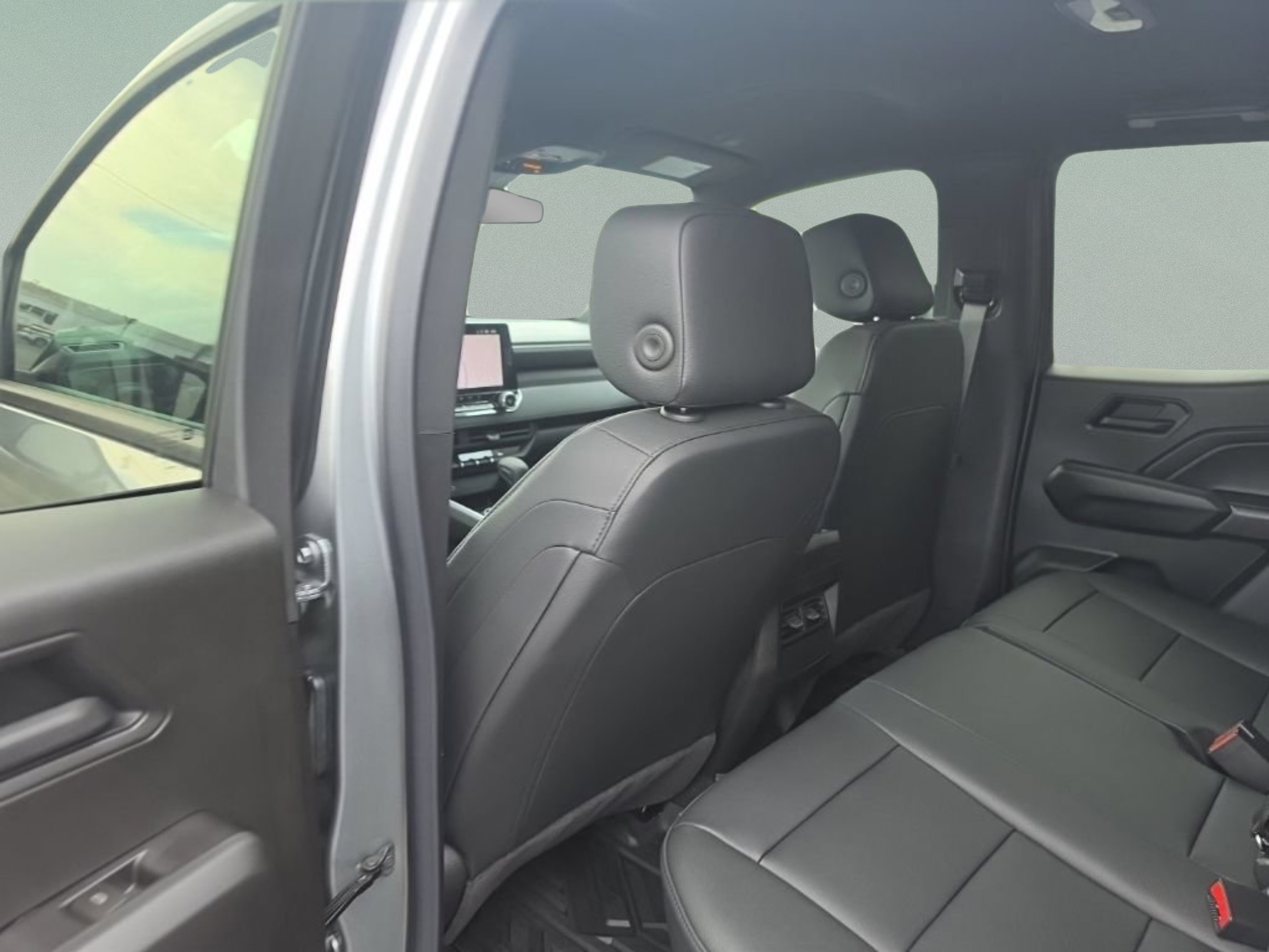 New 2026 Chevrolet Colorado Trail Boss AWD/4WD image 22
