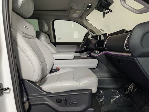 Certified 2025 Ford Expedition Max Platinum AWD/4WD image 12