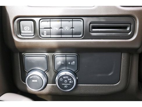 Used 2023 GMC Yukon XL SLT RWD image 22