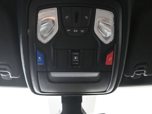 Used 2022 RAM 1500 Big Horn AWD/4WD image 34