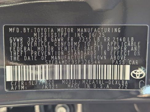 Used 2025 Toyota Corolla LE FWD image 27