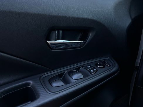 Used 2025 Nissan Versa SV image 20