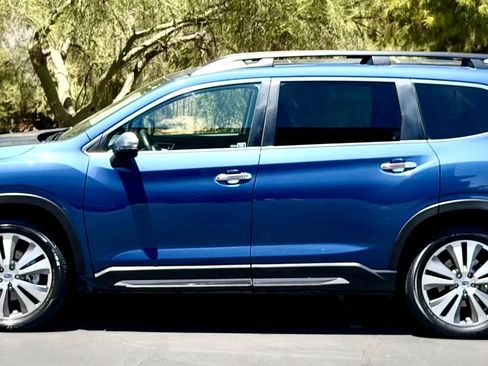 Used 2022 Subaru Ascent Touring AWD/4WD image 5