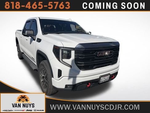 Used 2023 GMC Sierra 1500 AT4 w/ AT4 Premium Package image 1