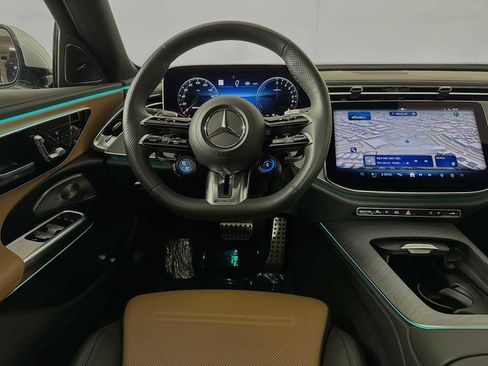 Used 2025 Mercedes-Benz E 53 AMG e 4MATIC Sedan image 21