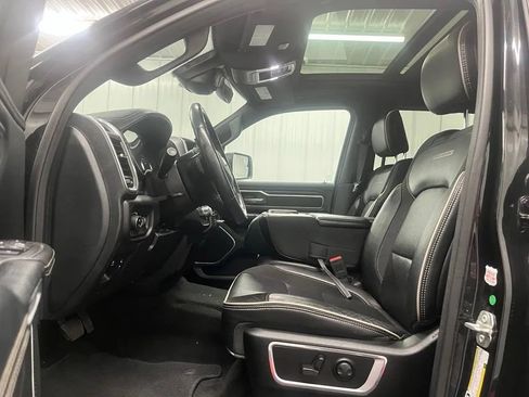 Used 2023 RAM 1500 Laramie AWD/4WD image 15