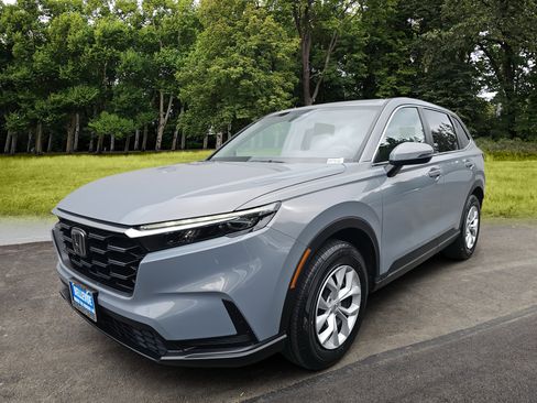 Used 2025 Honda CR-V LX image 3