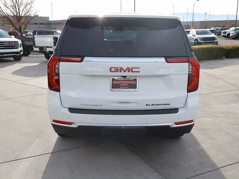 New 2026 GMC Yukon Elevation image 5