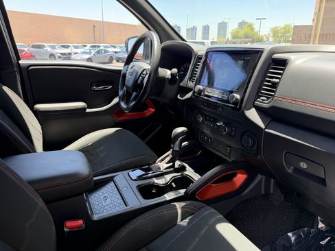 Used 2024 Nissan Frontier Pro-X w/ Pro Convenience Package RWD image 43
