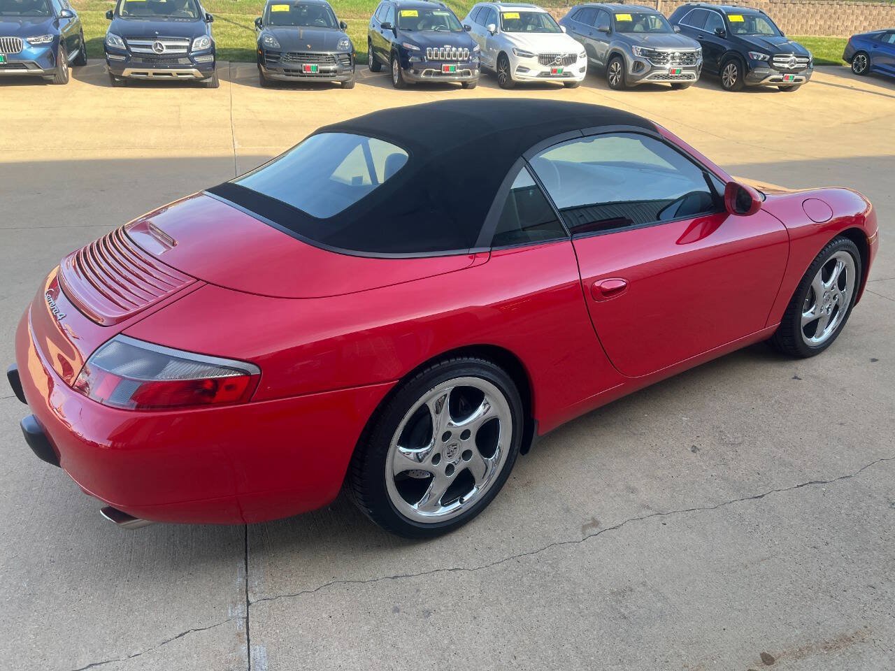 Used 2001 Porsche 911 Cabriolet image 11
